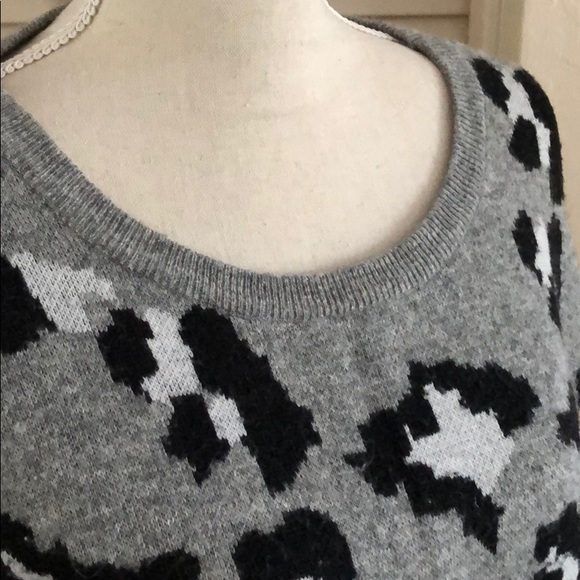 Animal print sweater - Picture 2 of 6